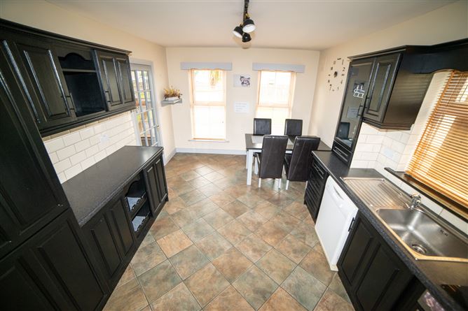 10 Meelish Close, John B Keane Road, Listowel, Co. Kerry