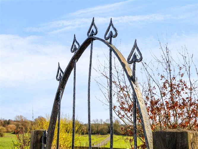 Castle Lawn, Clogrennane, Carlow