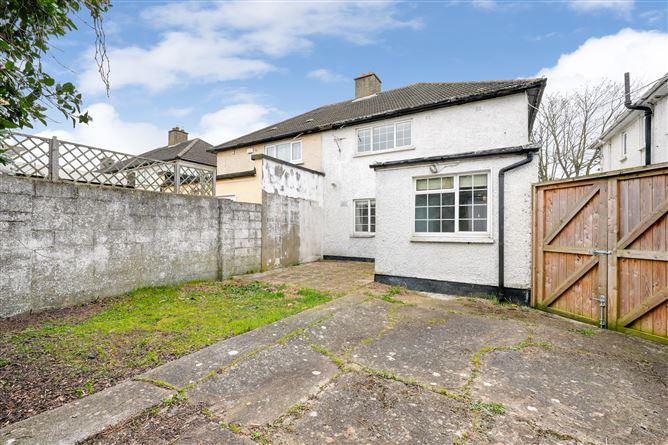 17 Oldtown Road, Santry, Dublin 9