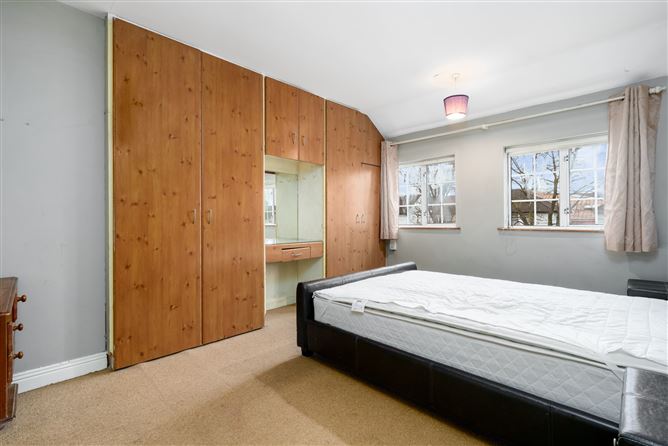 17 Oldtown Road, Santry, Dublin 9