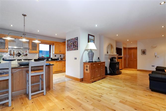 Derrymore, 61A Upper Newcastle Road, Newcastle, Galway