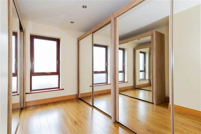 Derrymore, 61A Upper Newcastle Road, Newcastle, Galway