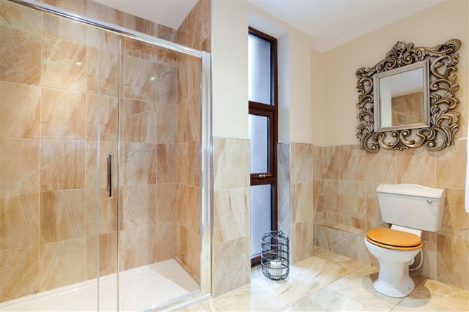 Derrymore, 61A Upper Newcastle Road, Newcastle, Galway