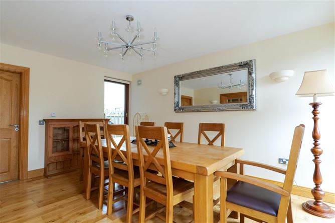 Derrymore, 61A Upper Newcastle Road, Newcastle, Galway