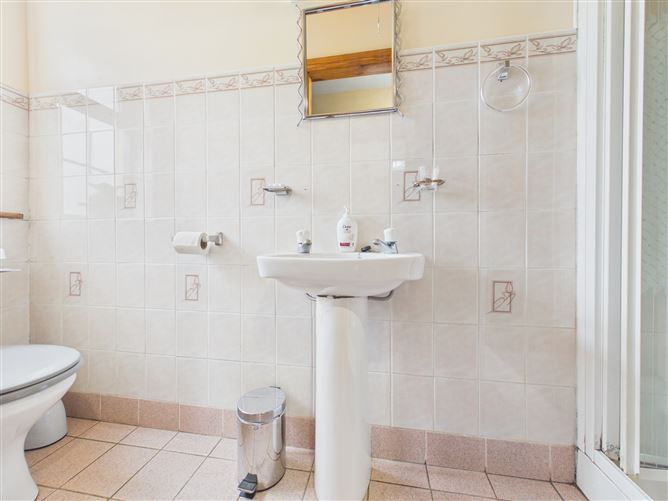 Photo 19 of 38 — Grinstead Place, Lisnamucklagh, Dysart, Ballinasloe, Co. Roscommon