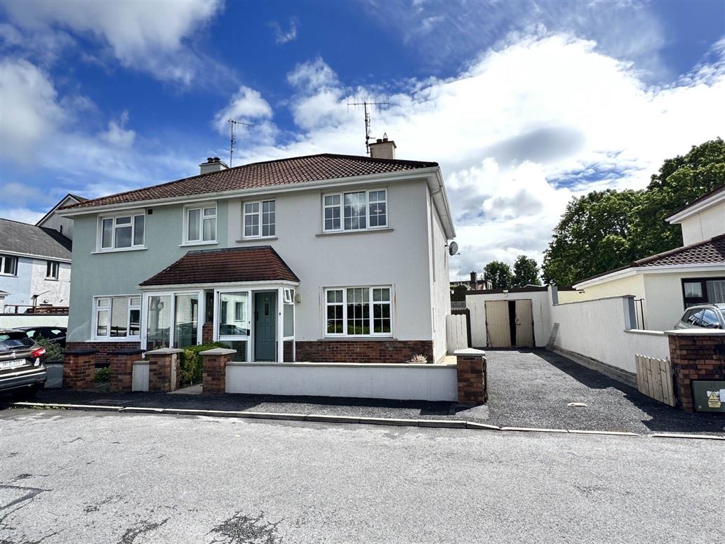 2 Cregg Close, Oughterard, Galway, County Galway