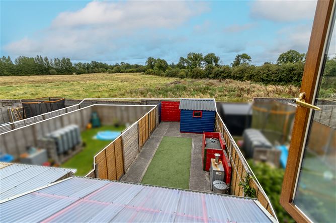 Photo 10 of 10 — 12 Oaklands Court, Ballinalee Road, Longford, Longford