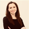 Photo of Emma McLoughlin
